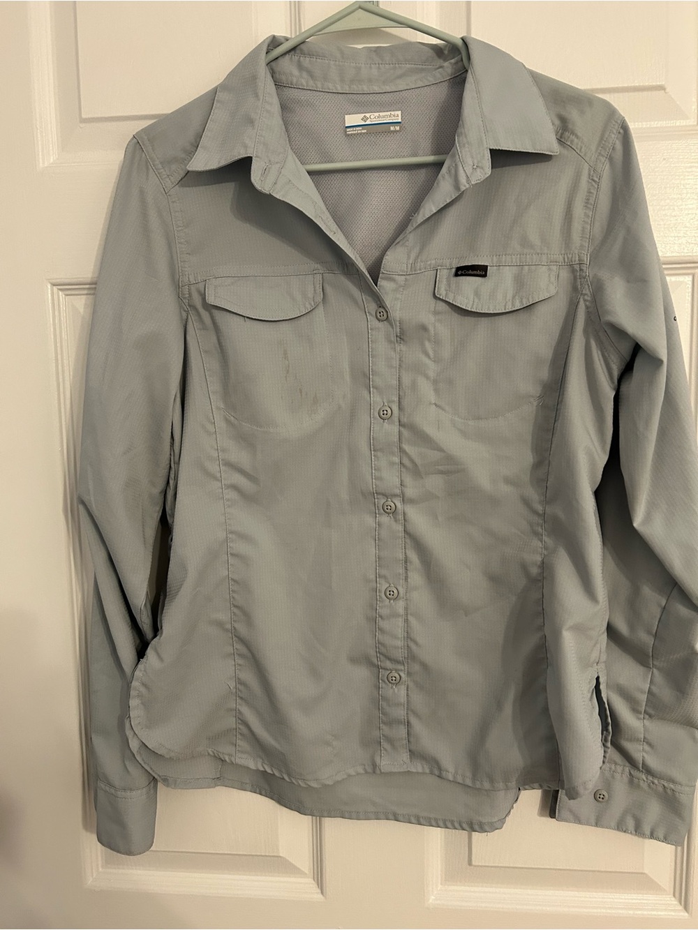 Columbia Light Gray Button-Down Long Sleeve Shirt